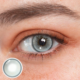 Lentes de contato de cor azul granada